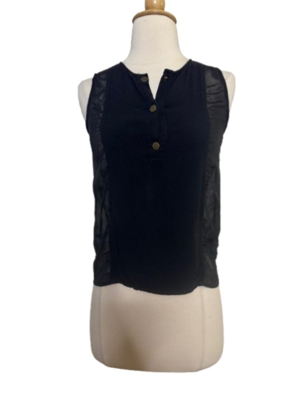 Chloe K Black Sleeveless Henley Camisole